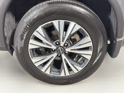 Certified 2023 Nissan Rogue SV AWD/4WD image 34