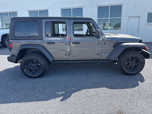 Used 2023 Jeep Wrangler Unlimited w/ 8.4" Radio Group AWD/4WD image 12
