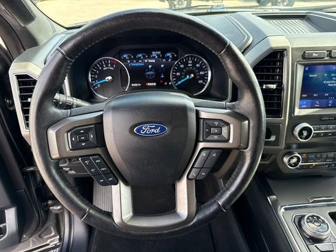 Used 2020 Ford Expedition XLT w/ Equipment Group 202A RWD image 15