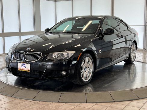 Used 2012 BMW 335i xDrive Coupe AWD/4WD image 3