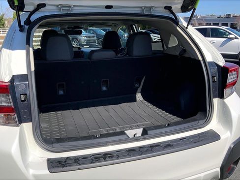 Used 2022 Subaru Crosstrek 2.5i Sport w/ Moonroof Package AWD/4WD image 35