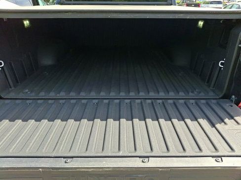 Used 2023 Toyota Tundra Limited AWD/4WD image 35