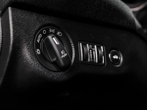Used 2022 Dodge Challenger GT w/ Blacktop Package RWD image 31