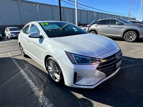 Used 2020 Hyundai Elantra Value Edition image 2