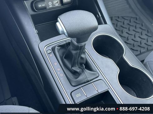 Used 2020 Kia Sorento LX image 28