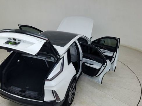 Used 2024 Cadillac Lyriq Luxury image 89