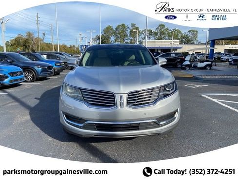Used 2017 Lincoln MKX Reserve image 9