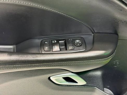 Used 2015 Dodge Challenger R/T Plus image 12