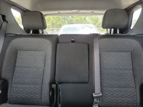 Used 2022 Chevrolet Equinox LT FWD image 28