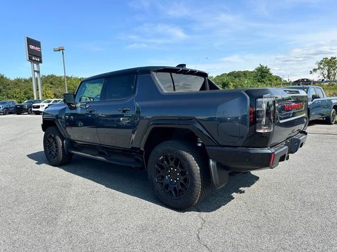 New 2026 GMC Hummer EV 4x4 Crew Cab w/ LPO, Sport Package image 7
