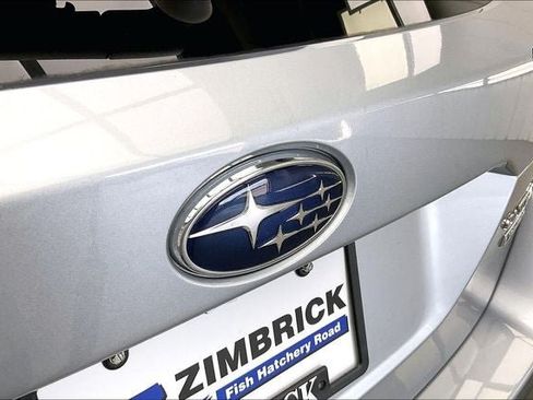 Used 2023 Subaru Outback Touring AWD/4WD image 32