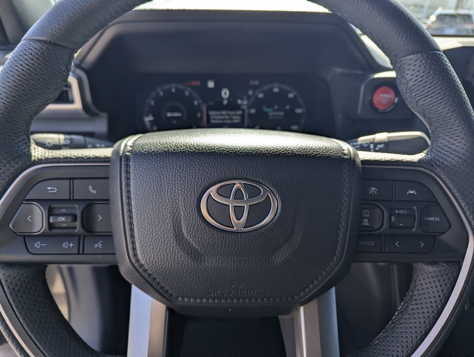 Used 2025 Toyota Tacoma TRD Sport AWD/4WD image 11