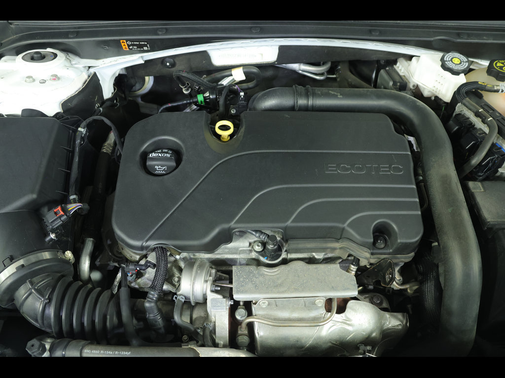 Used 2024 Chevrolet Malibu LT FWD image 18