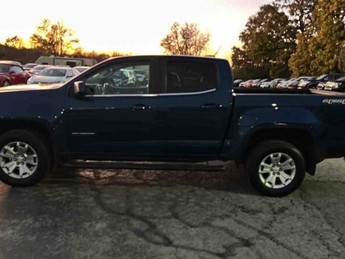 Used 2020 Chevrolet Colorado LT w/ LT Convenience Package image 6