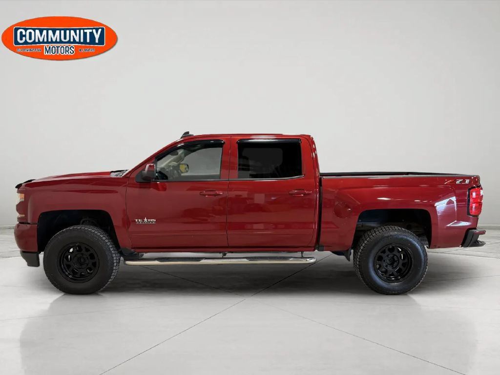 Used 2018 Chevrolet Silverado 1500 LT w/ Texas Edition AWD/4WD image 3