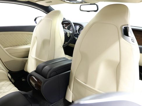 Used 2017 Bentley Continental GT image 61