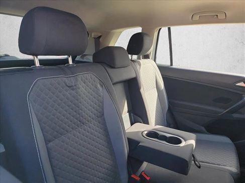 Used 2021 Volkswagen Tiguan S image 16