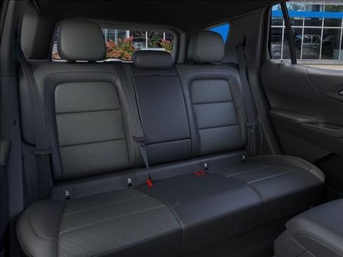 New 2026 Chevrolet Equinox LT AWD/4WD image 17