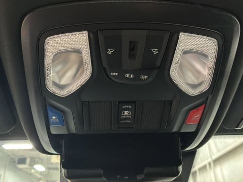 New 2026 RAM 2500 Tradesman AWD/4WD image 26