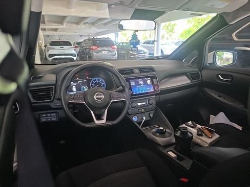 Used 2023 Nissan Leaf S FWD image 2