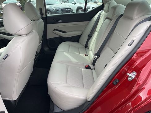 Used 2024 Nissan Altima 2.5 SL image 10