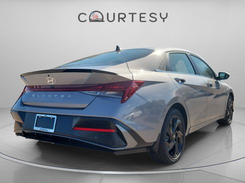 New 2026 Hyundai Elantra SEL Sport image 3