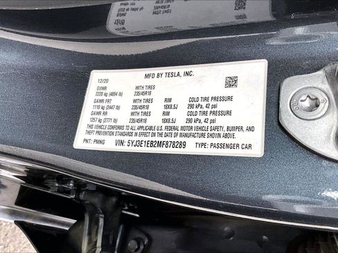 Used 2021 Tesla Model 3 Long Range image 32