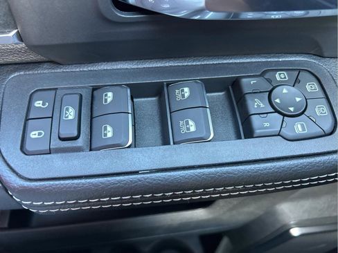 New 2026 RAM 2500 Laramie w/ Night Edition image 12