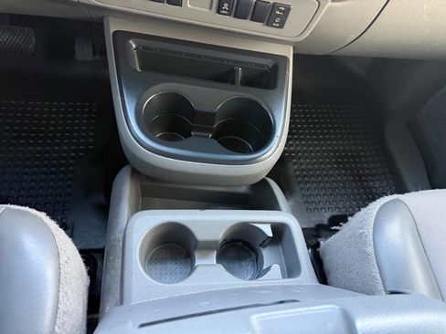 Used 2021 Nissan NV 2500 SV image 37