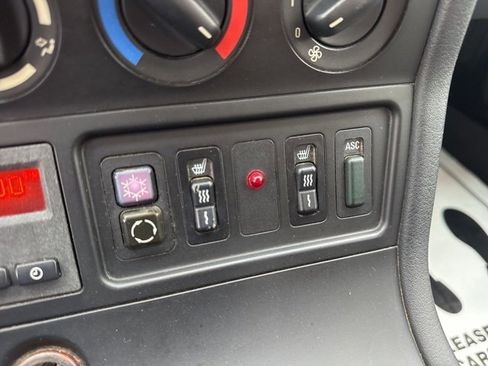 Used 1997 BMW Z3 1.9 image 18