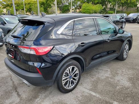 Used 2022 Ford Escape SEL FWD image 9
