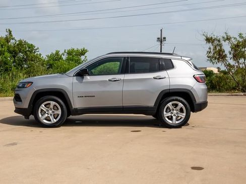 Used 2021 Jeep Grand Cherokee L Limited AWD/4WD image 5