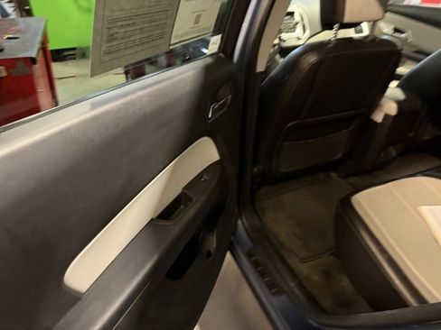 Used 2011 GMC Terrain SLT image 10