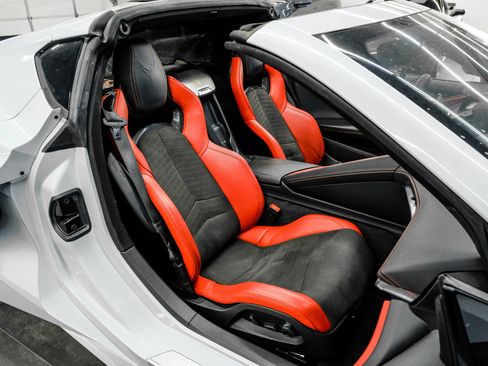 Used 2021 Chevrolet Corvette Stingray Preferred Cpe w/ Z51 Performance Package RWD image 40