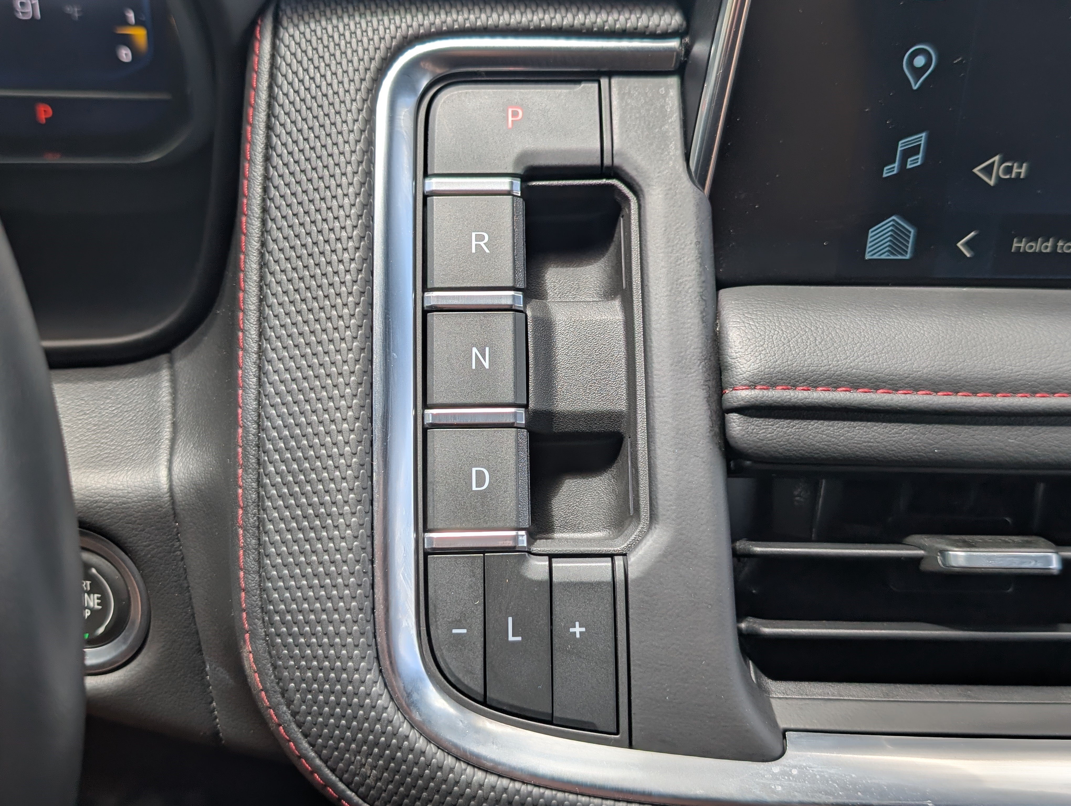 Used 2023 Chevrolet Tahoe RST w/ Luxury Package RWD image 33