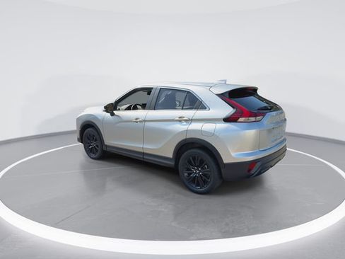 Used 2024 Mitsubishi Eclipse Cross LE AWD/4WD image 6