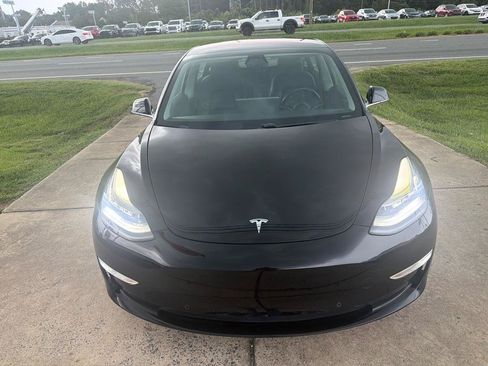 Used 2018 Tesla Model 3 Long Range RWD image 6