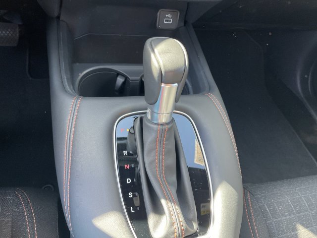 Used 2025 Honda HR-V Sport image 15