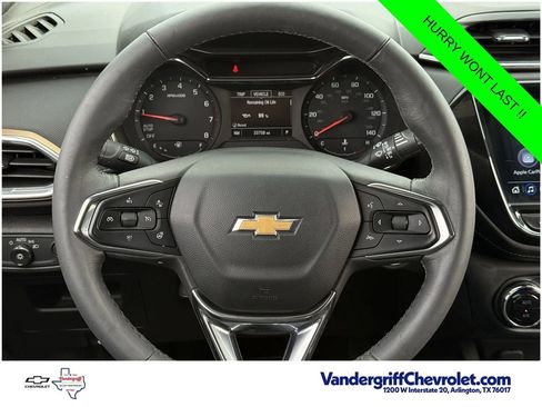 Used 2023 Chevrolet TrailBlazer ACTIV w/ Sun and Liftgate Package FWD image 10