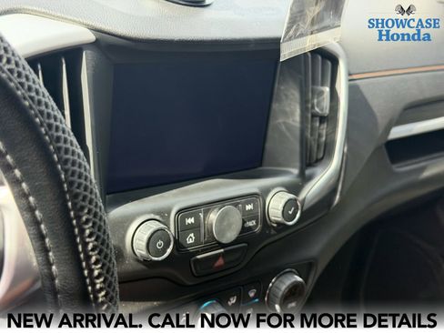 Used 2019 GMC Terrain SLT image 11