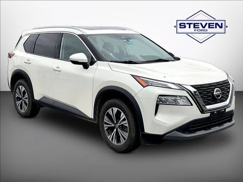 Used 2021 Nissan Rogue SV w/ Premium Package AWD/4WD image 1