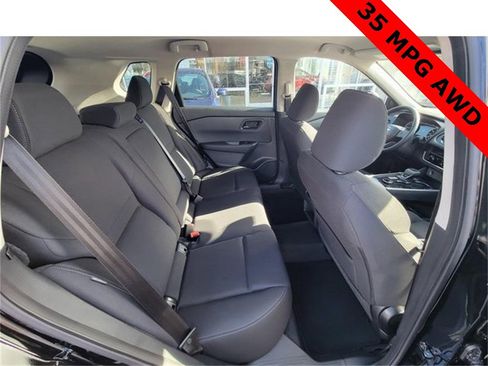 New 2025 Nissan Rogue S image 9