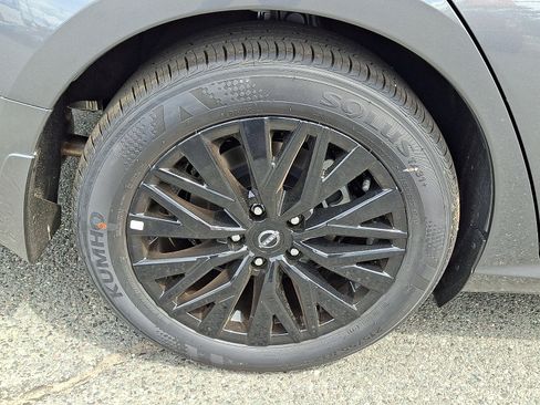 New 2026 Nissan Altima 2.5 SV w/ SV Special Edition Package FWD image 6