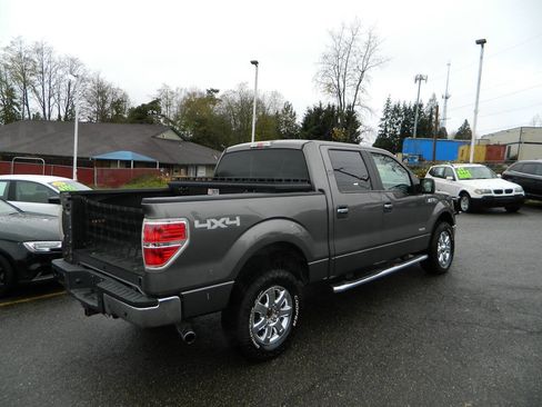 Used 2013 Ford F150 XLT w/ XLT Chrome Pkg image 8