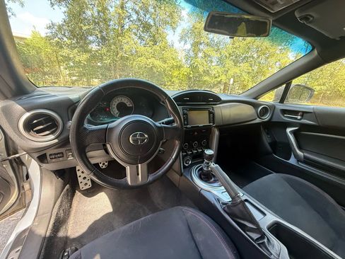 Used 2013 Scion FR-S image 15