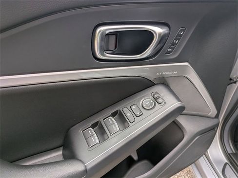 Certified 2025 Acura Integra A-Spec image 22