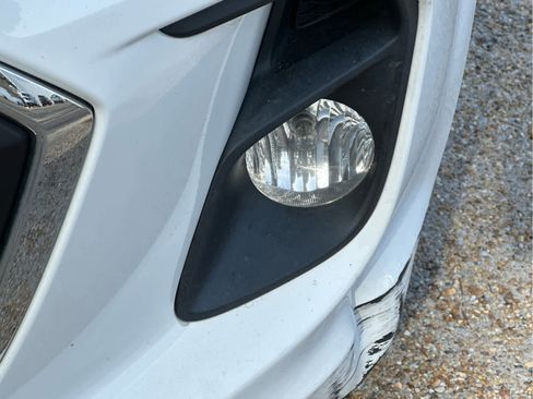 Used 2020 Chevrolet Sonic LT w/ Convenience Package image 10