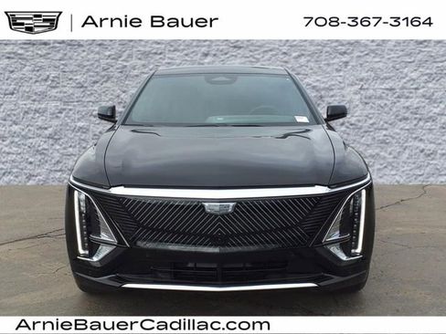 New 2025 Cadillac Lyriq Luxury image 4
