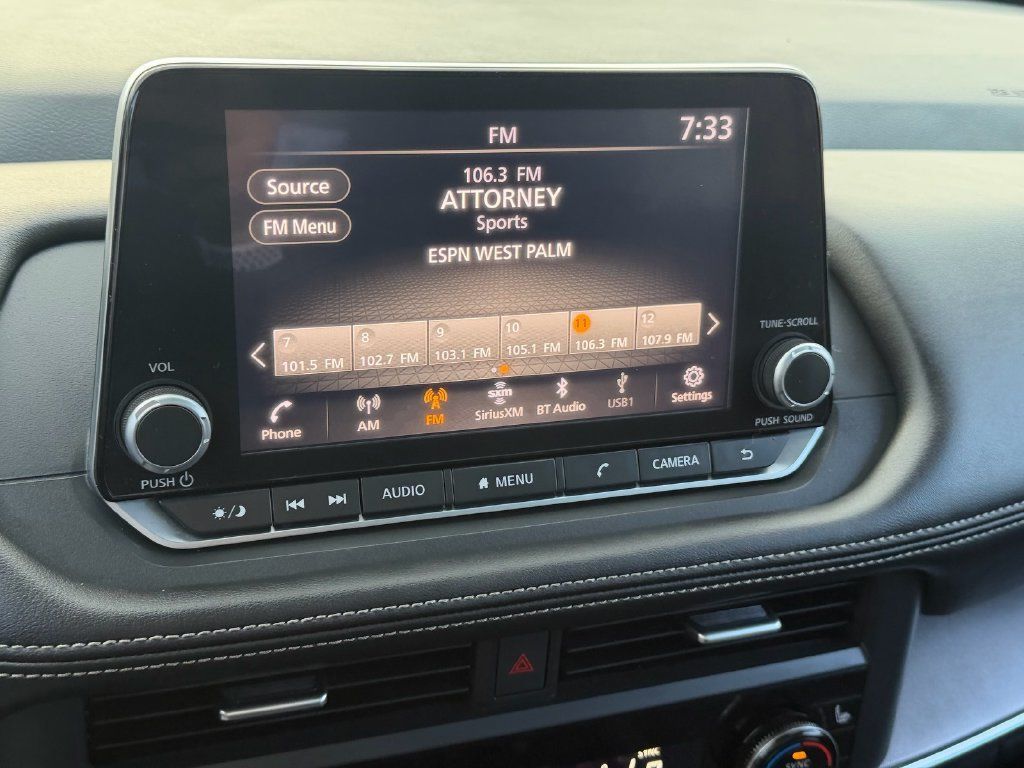 Certified 2024 Nissan Rogue SV w/ SV Premium Package FWD image 19
