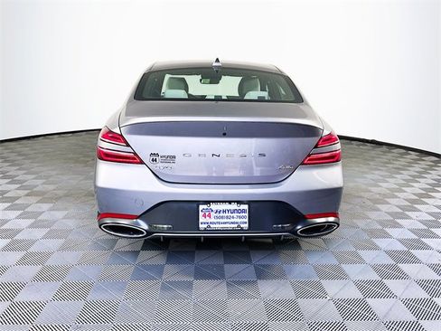 Used 2024 Genesis G70 2.5T image 4